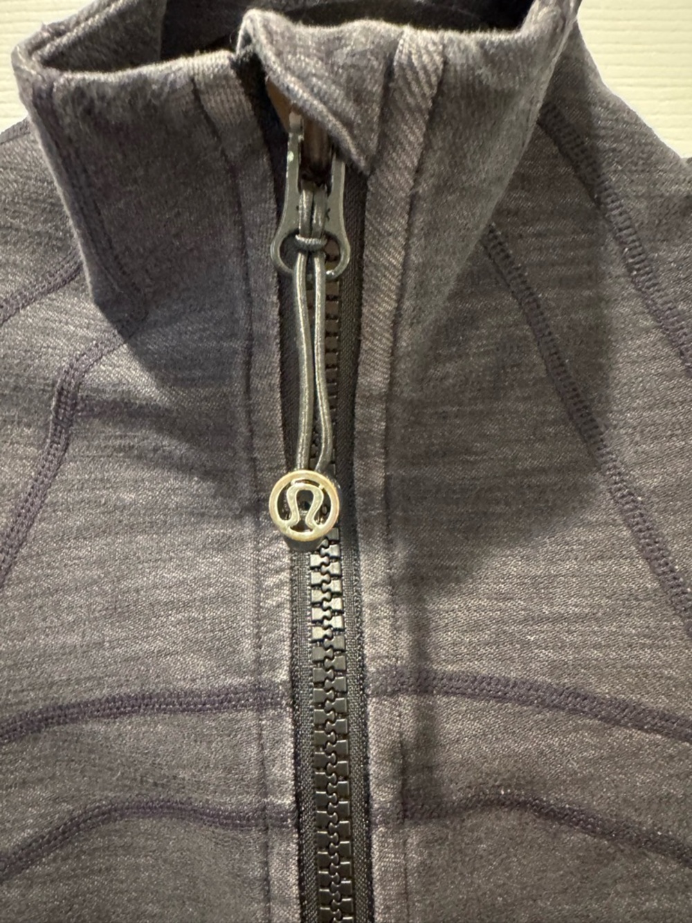 lululemon athletica Heathered Charcoal Full-Zip Define Jacket - Picture 4 of 5